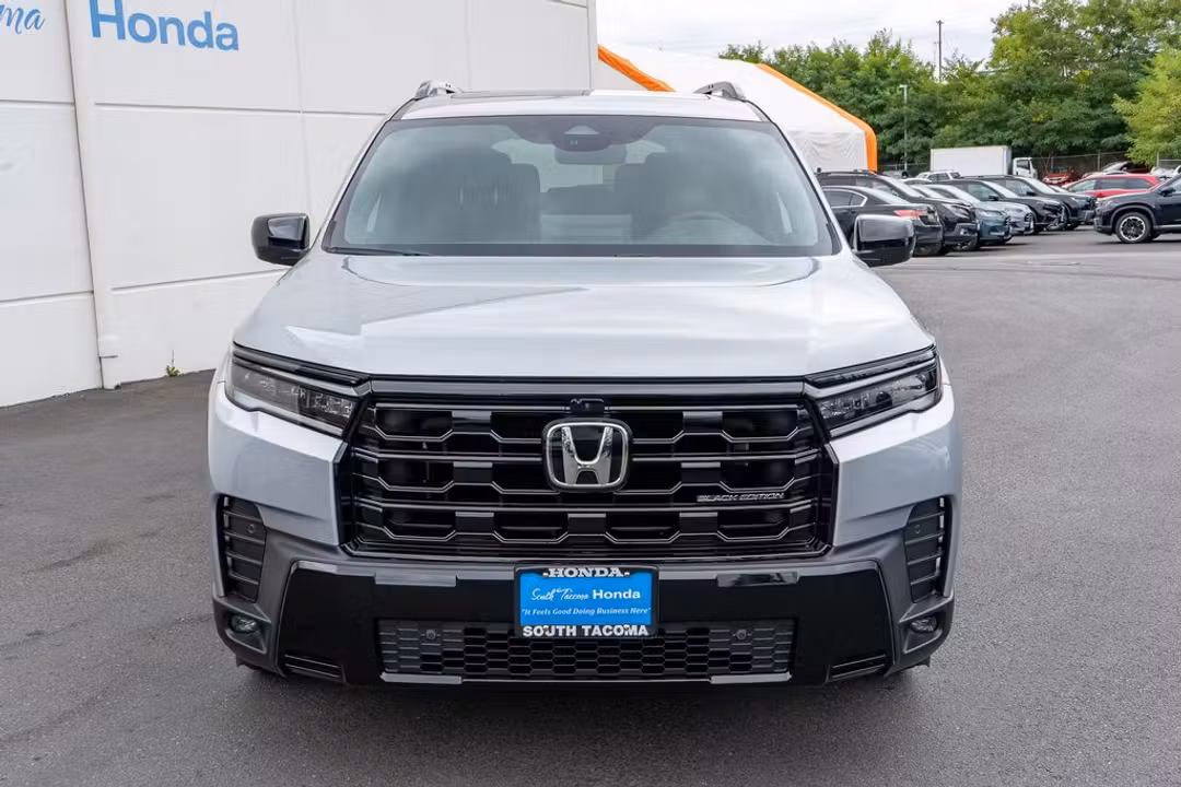 2026 Honda Pilot Black Edition - Image 3