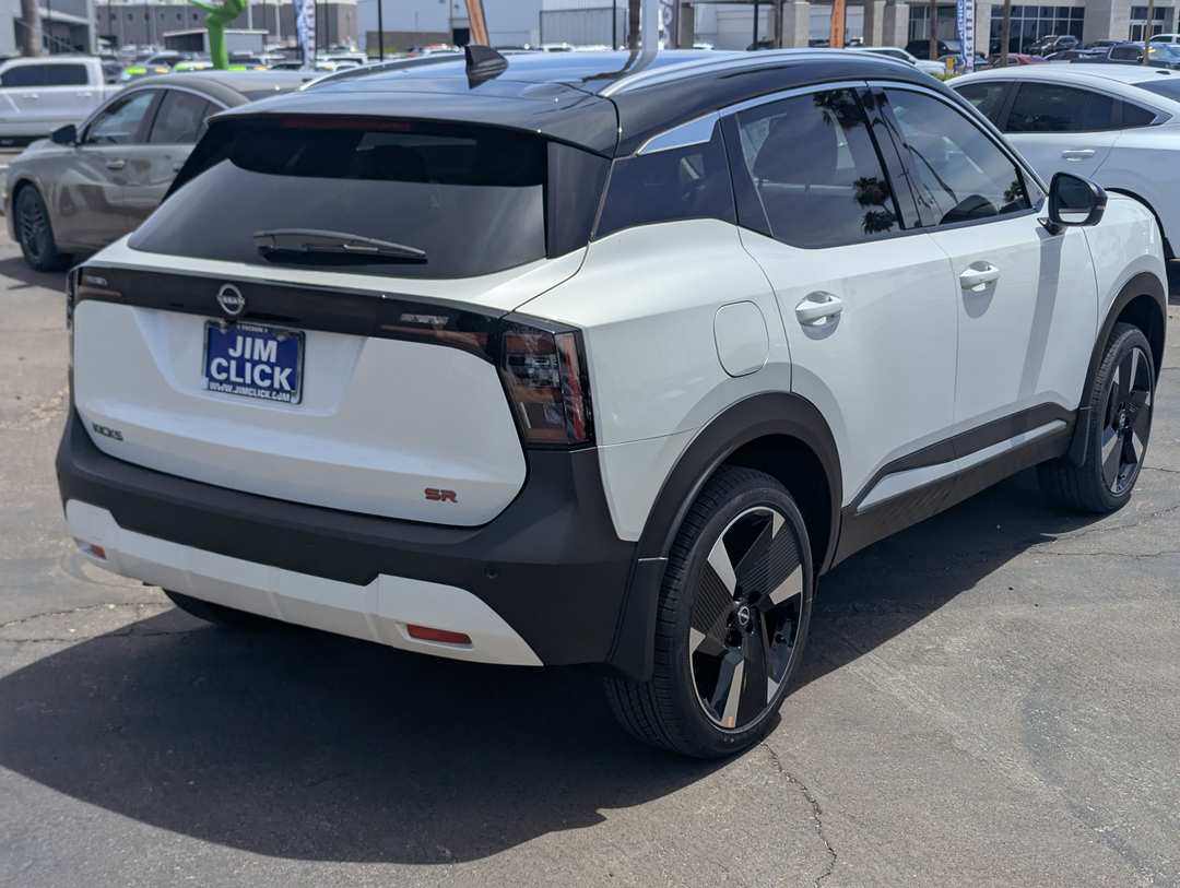 2026 Nissan Kicks SR - Image 2