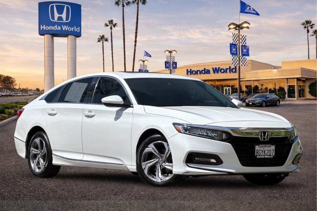 2018 Honda Accord EX - Image 2