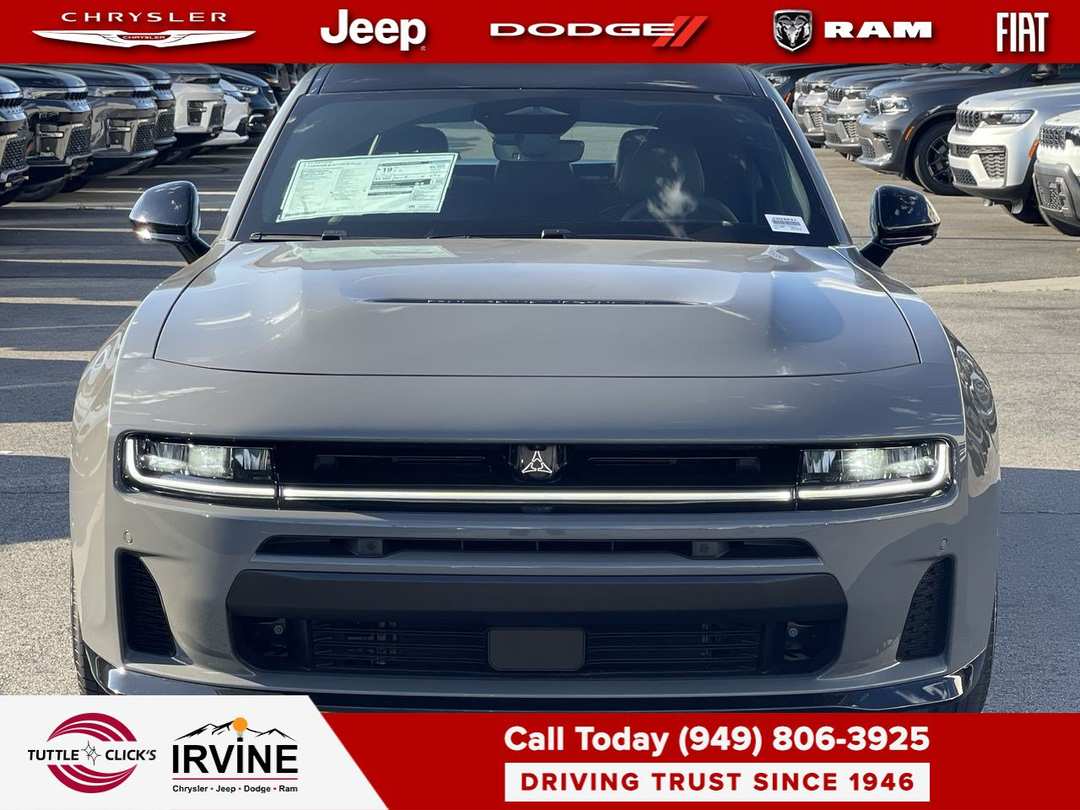 2026 Dodge Charger Scat Pack Plus - Image 2
