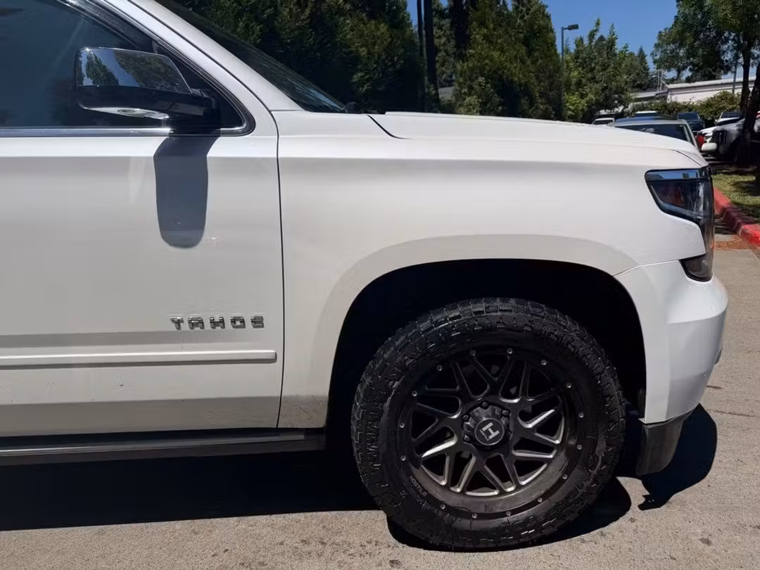 2016 Chevrolet Tahoe LTZ - Image 3