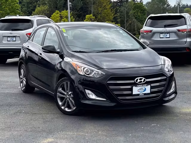2016 Hyundai Elantra Gt Base