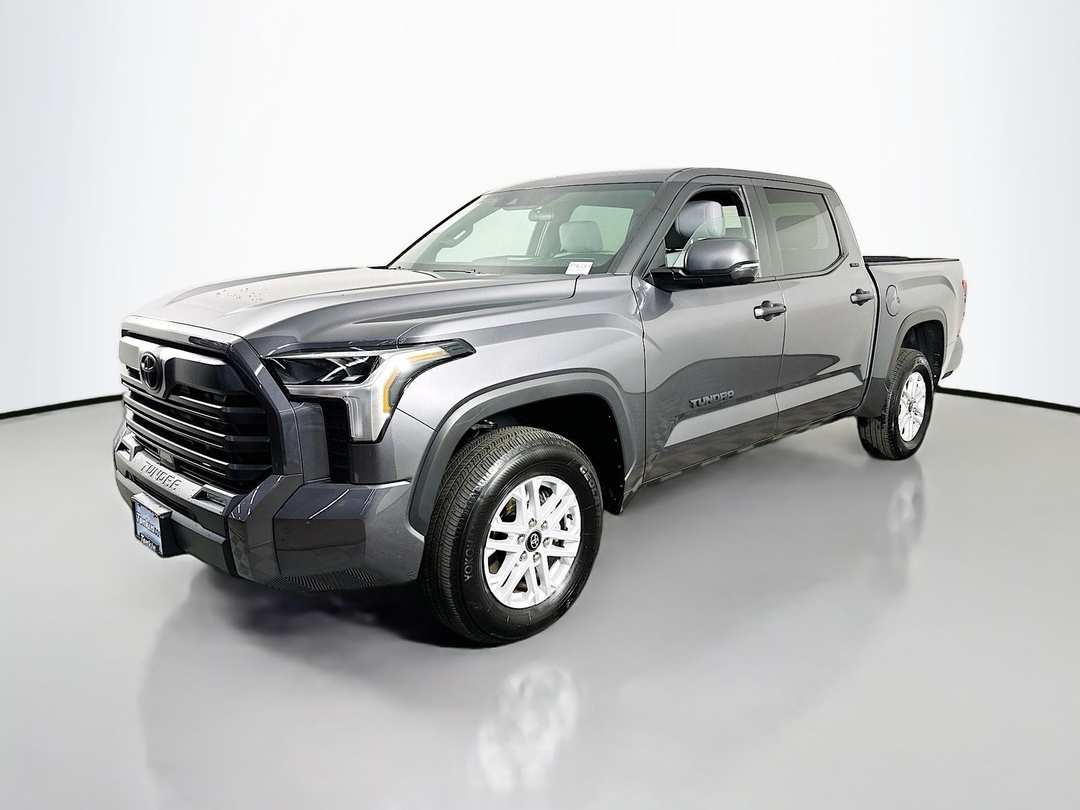 2025 Toyota Tundra SR5 - Image 3