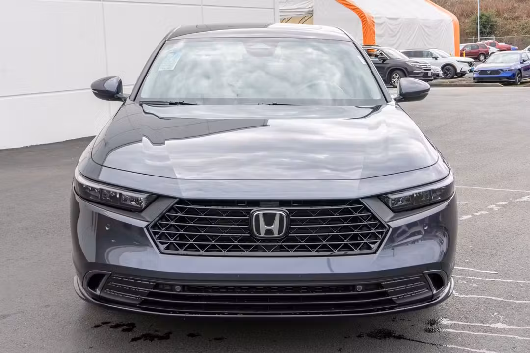 2026 Honda Accord Hybrid EXL - Image 3