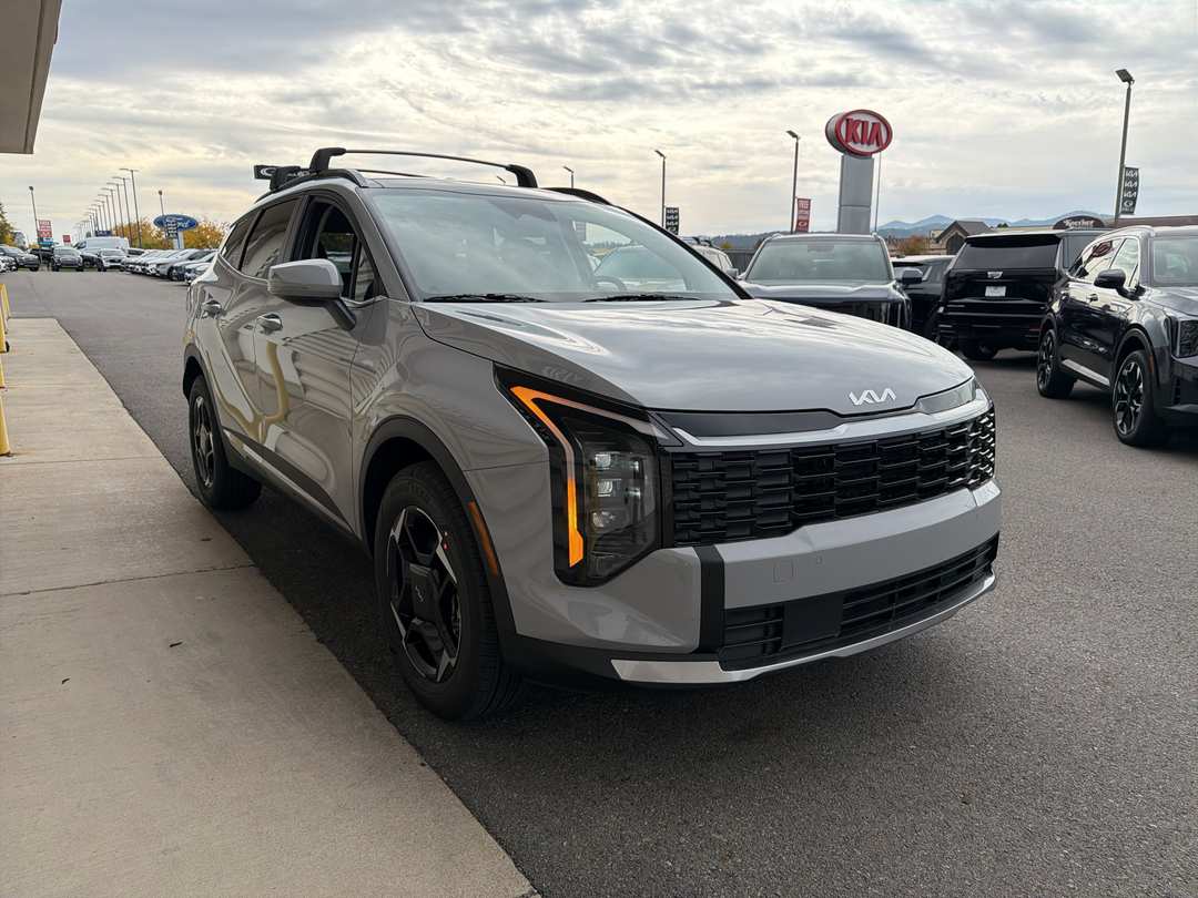 2027 Kia Sportage Hybrid EX - Image 3
