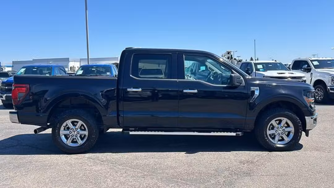 2024 Ford F-150 XLT - Image 2