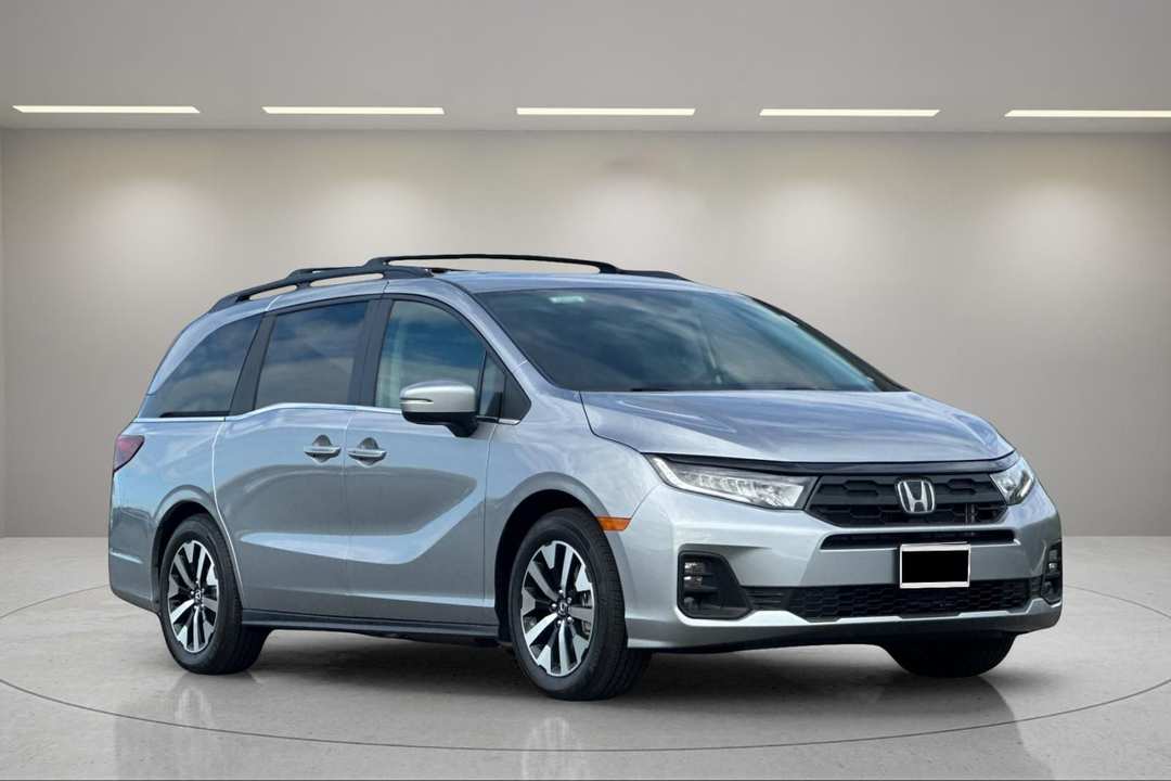 2026 Honda Odyssey EXL - Image 2