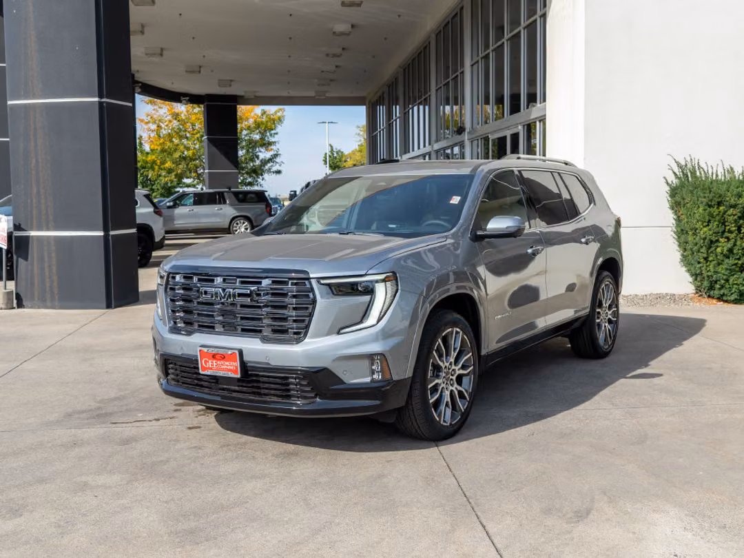 2027 GMC Acadia Denali Ultimate - Image 3
