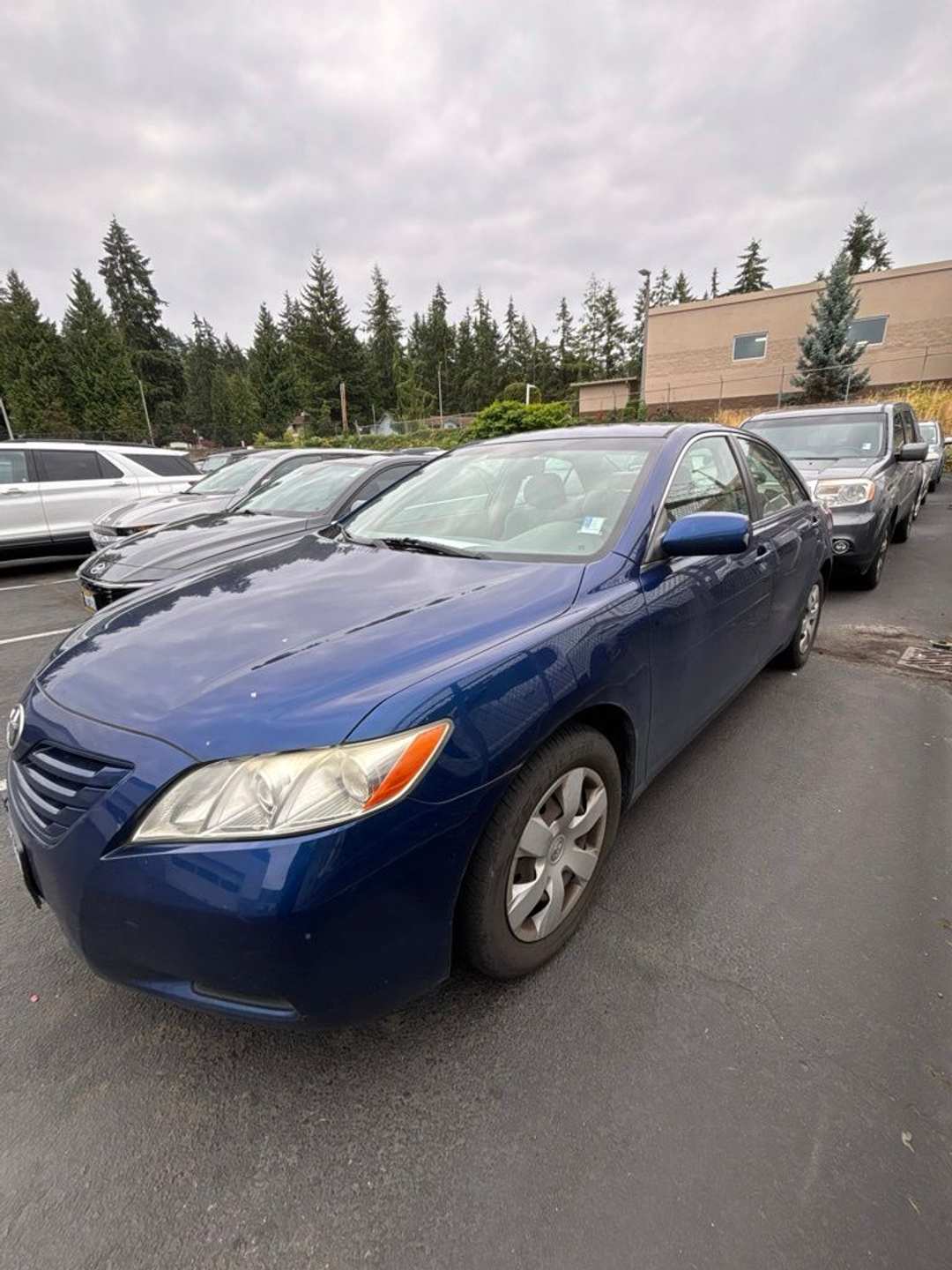 2007 Toyota Camry LE - Image 2