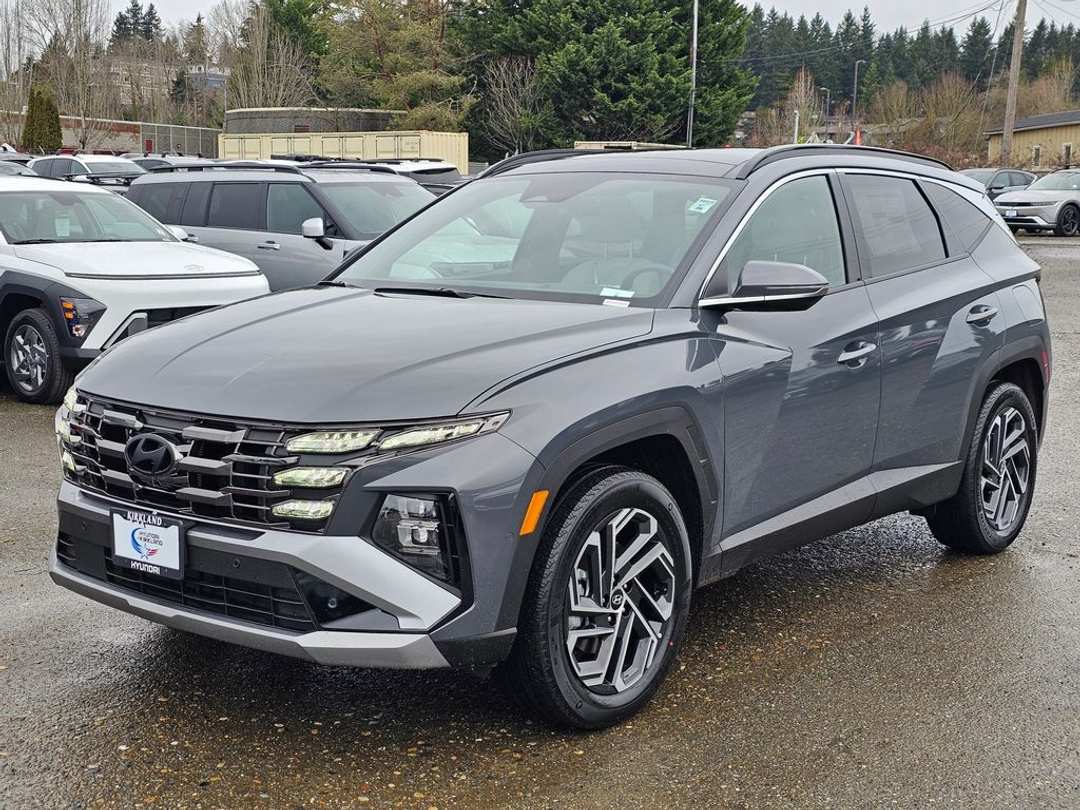 2026 Hyundai Tucson Hybrid Limited - Image 3