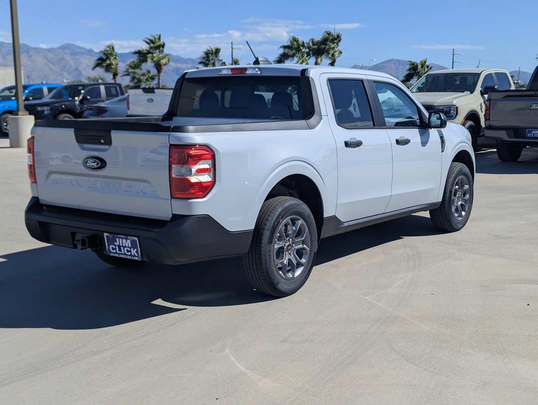 2026 Ford Maverick XLT - Image 2