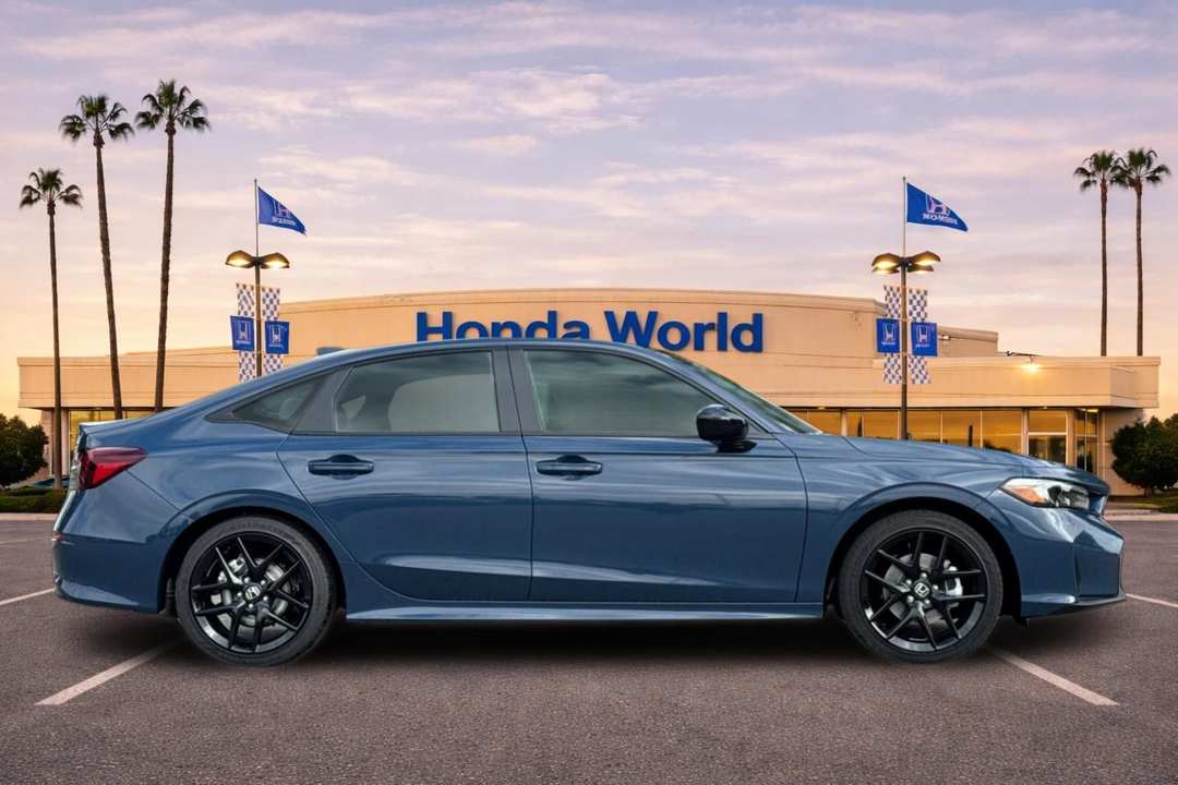 2026 Honda Civic Hybrid Sport - Image 3