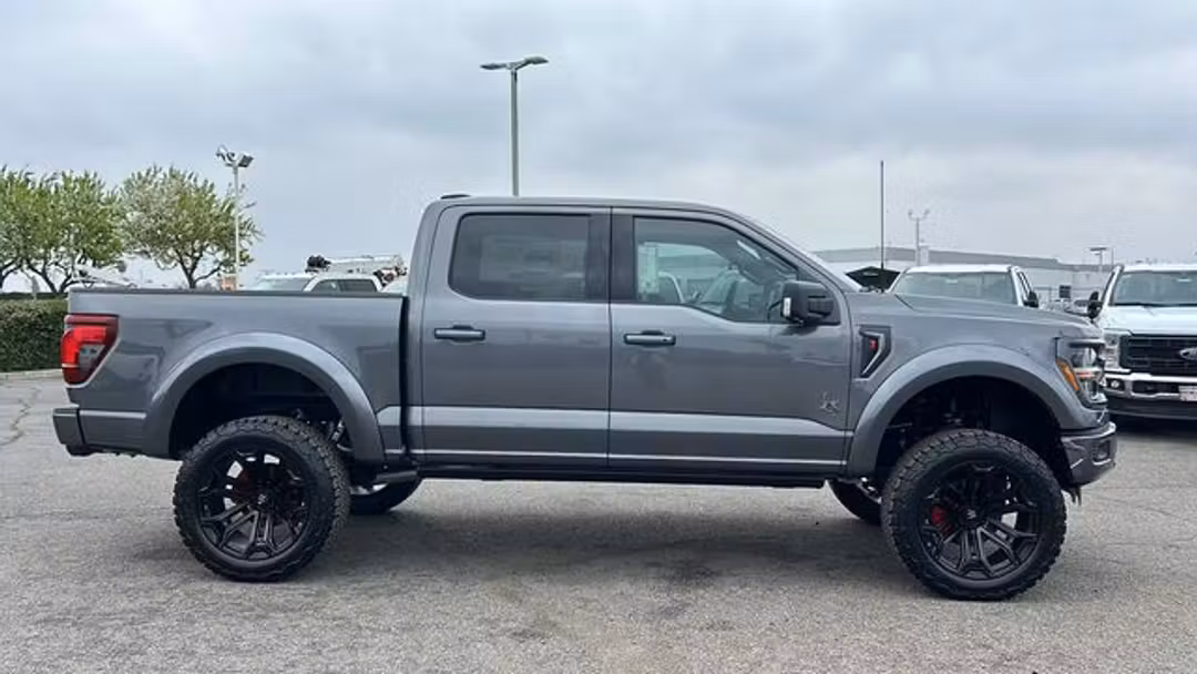 2026 Ford F-150 XLT - Image 2