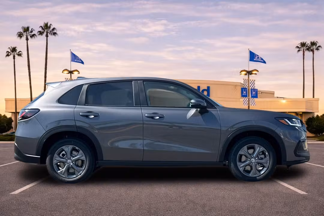 2027 Honda HR-V LX - Image 3