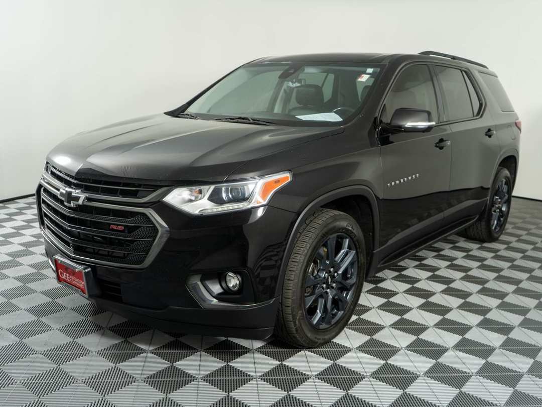 2020 Chevrolet Traverse RS - Image 3