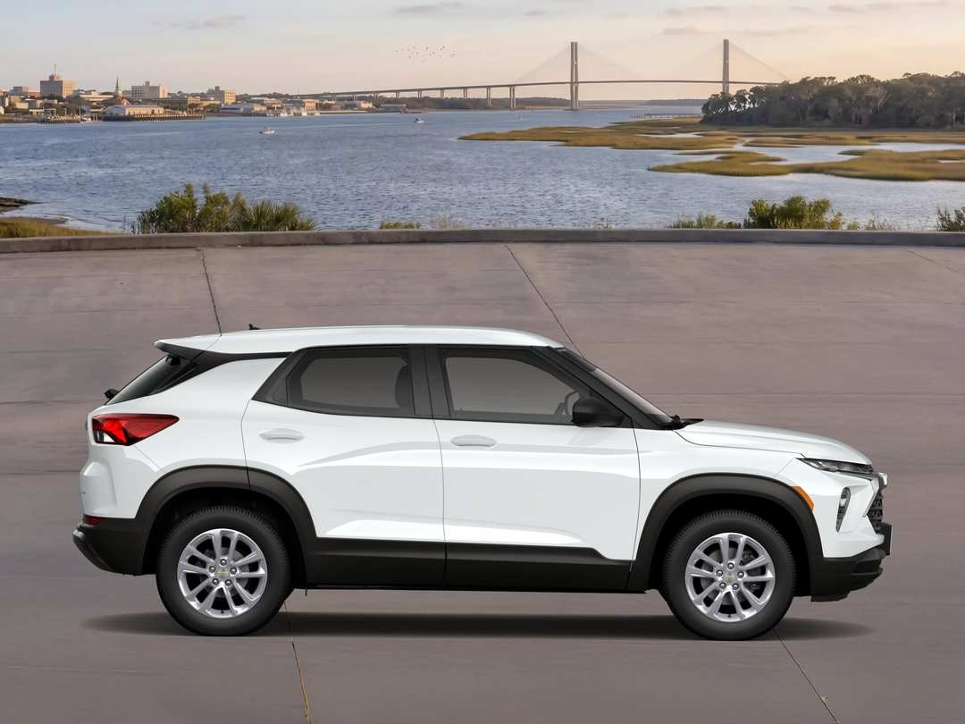 2026 Chevrolet Trailblazer LS - Image 3