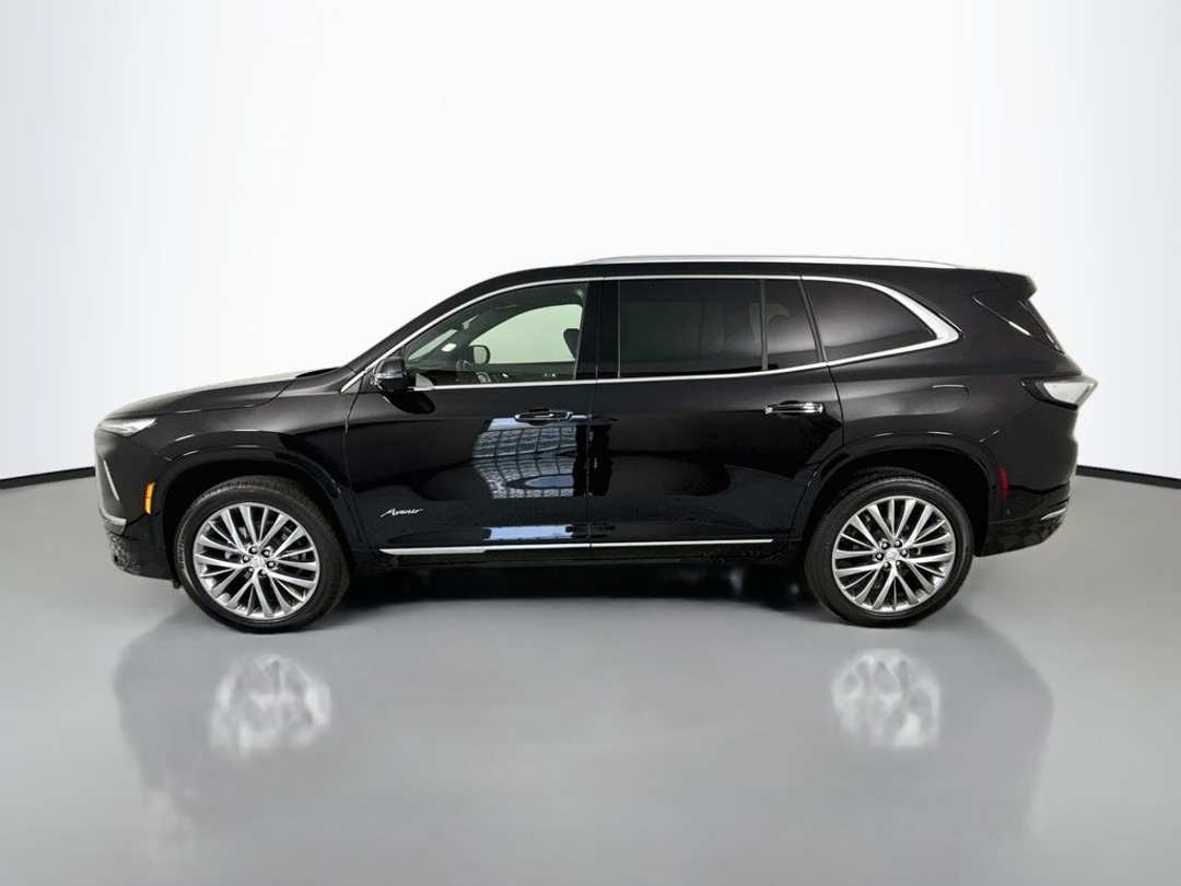 2025 Buick Enclave Avenir - Image 2