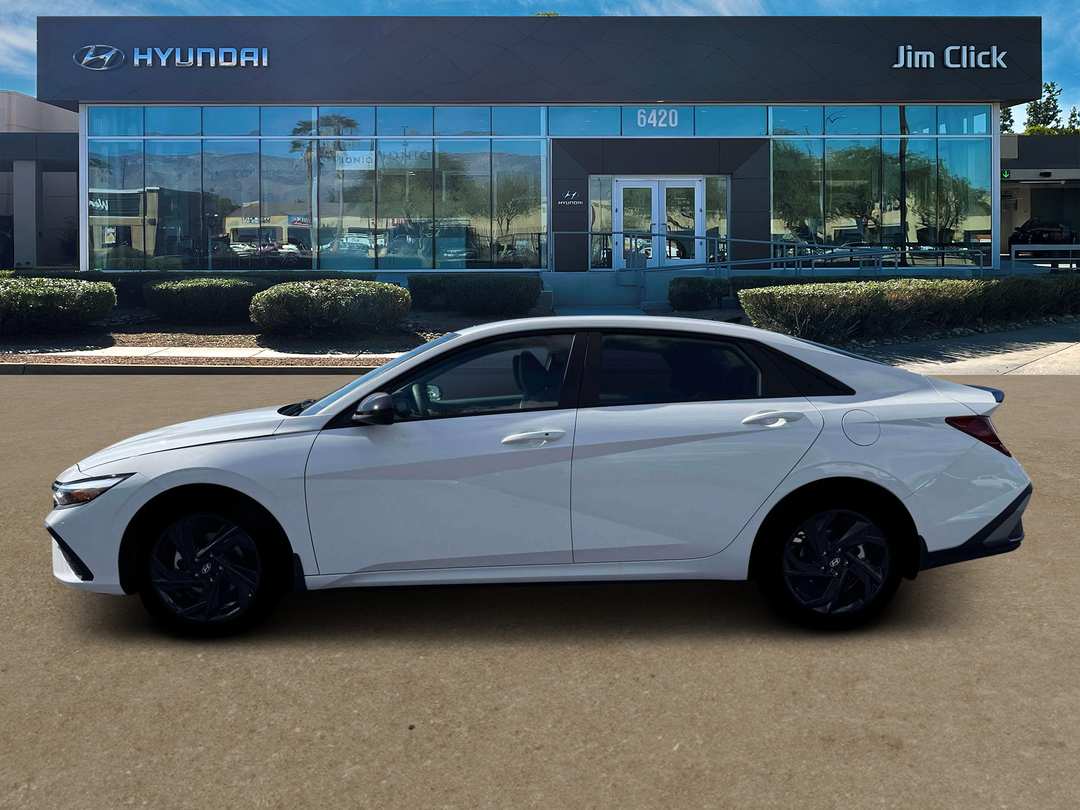 2026 Hyundai Elantra SEL Sport - Image 3