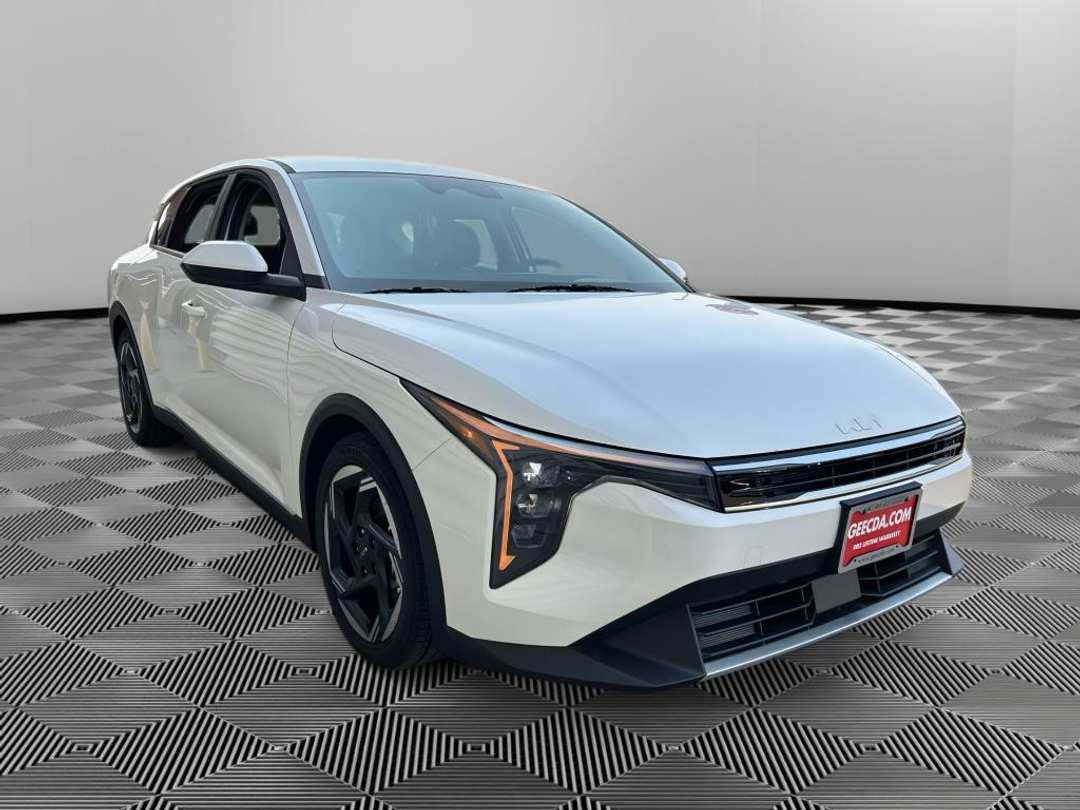 2026 Kia K4 EX - Image 3