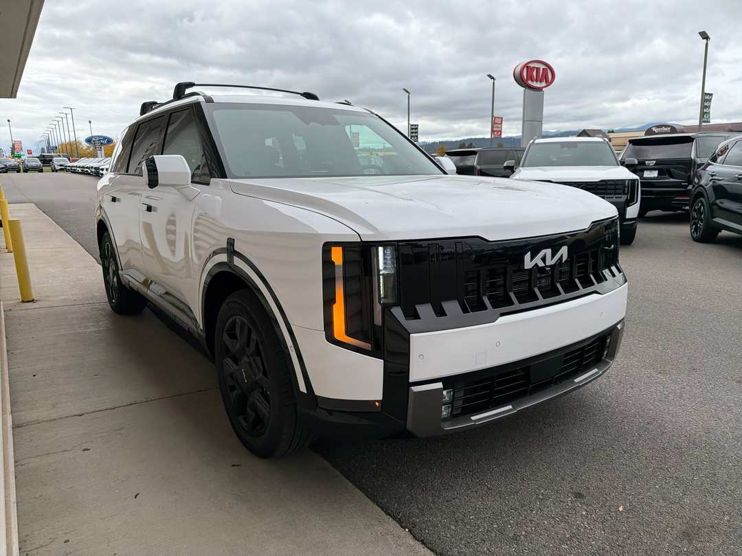 2027 Kia Telluride SXPrestige - Image 3