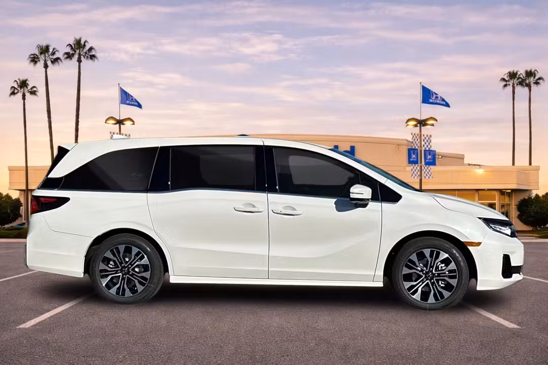 2026 Honda Odyssey Elite - Image 3