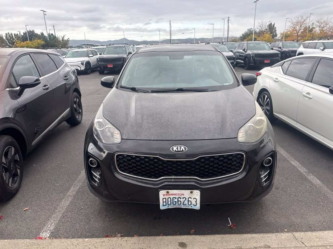 2018 Kia Sportage LX - Image 2