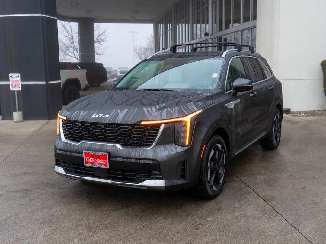 2026 Kia Sorento Hybrid EX - Image 3
