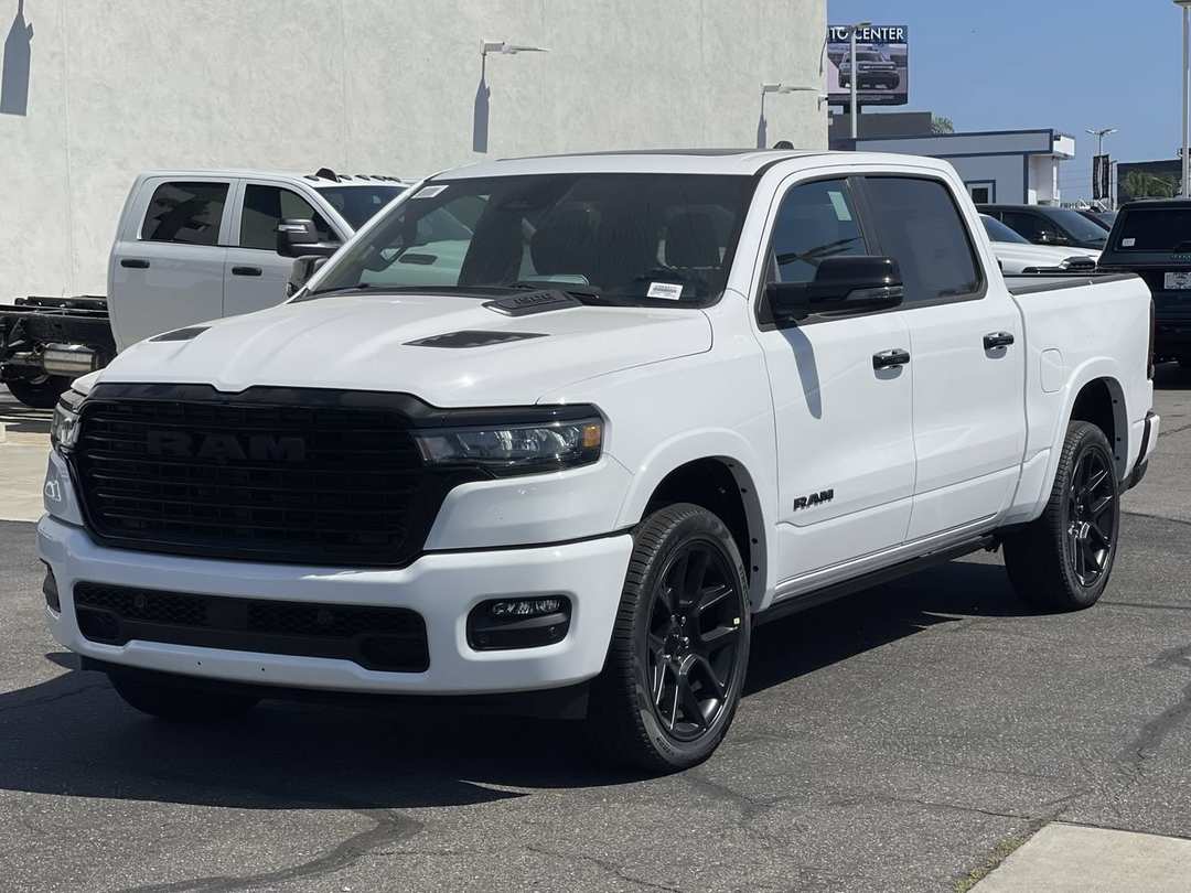 2026 Ram 1500 Laramie - Image 3