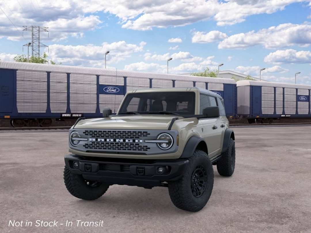 2026 Ford Bronco Badlands - Image 2