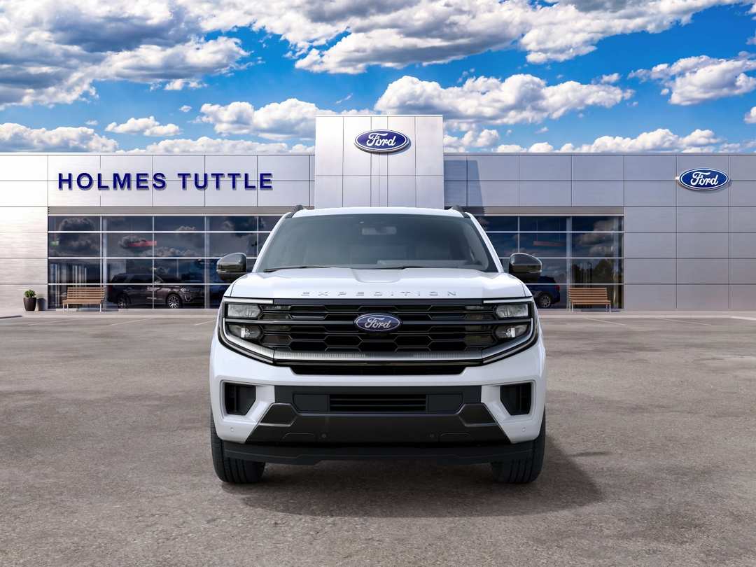 2027 Ford Expedition Platinum - Image 3