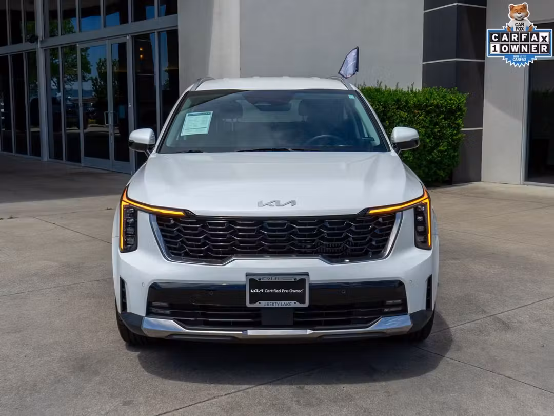 2025 Kia Sorento Hybrid EX - Image 2