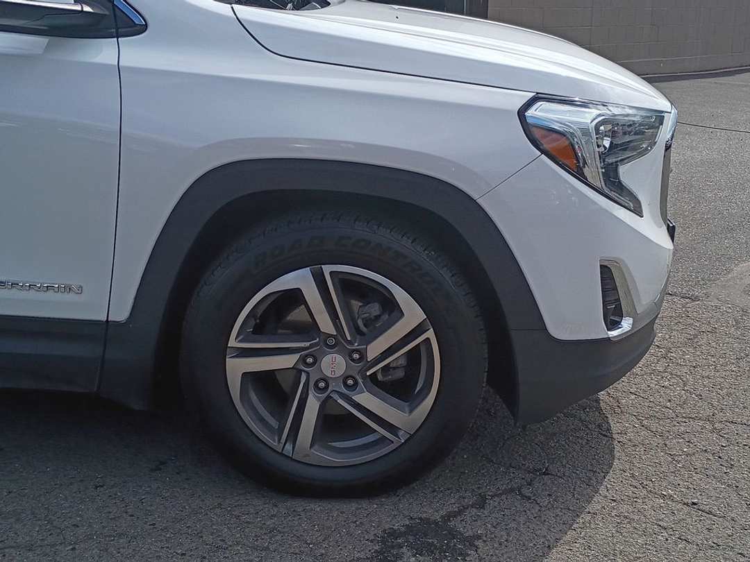 2020 GMC Terrain SLT - Image 2