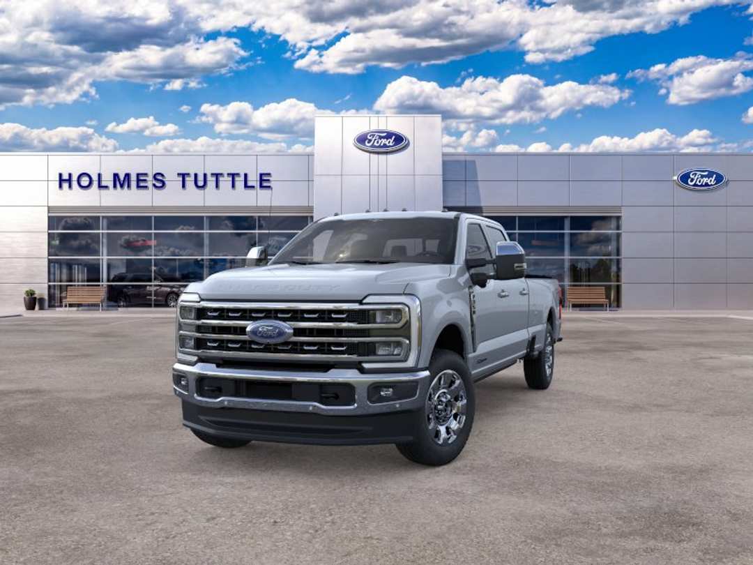 2026 Ford Super Duty F-350 Srw LARIAT - Image 2