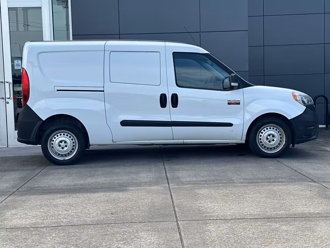 2017 Ram Promaster City Tradesman - Image 2