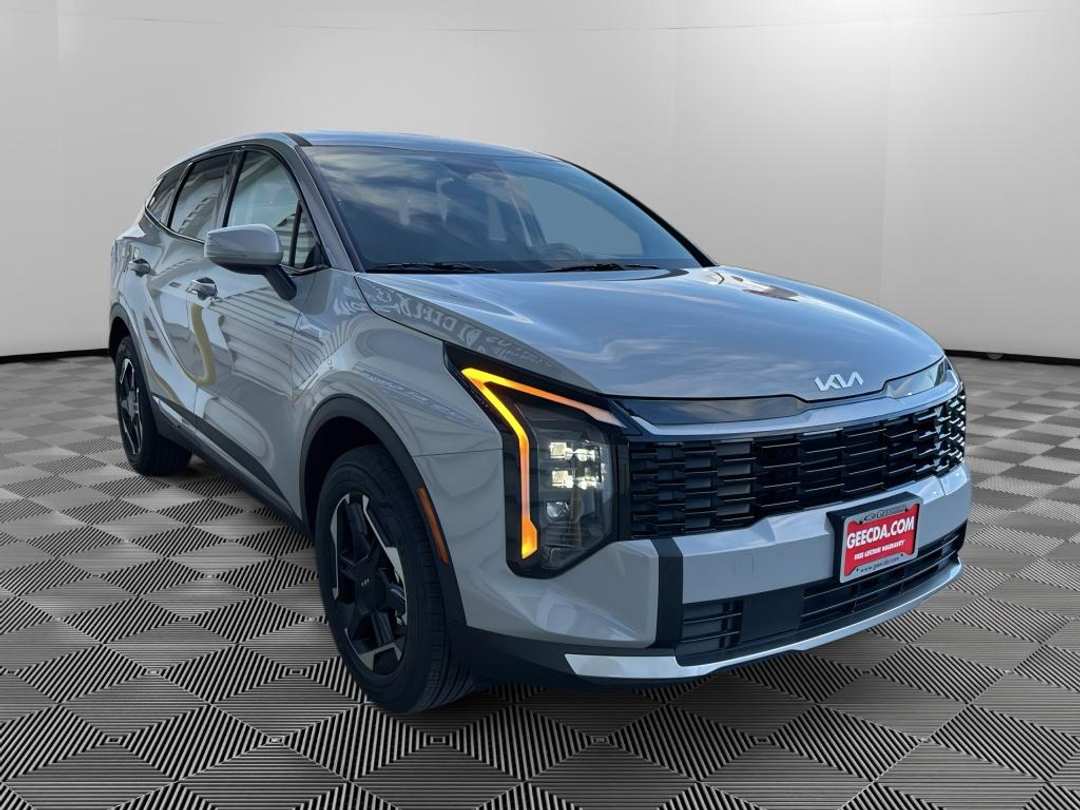 2026 Kia Sportage Hybrid S - Image 3