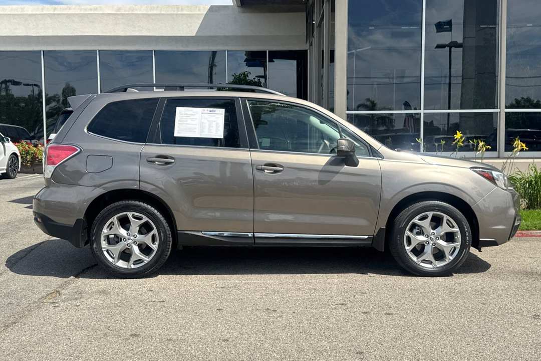 2018 Subaru Forester 2.5i Touring - Image 3