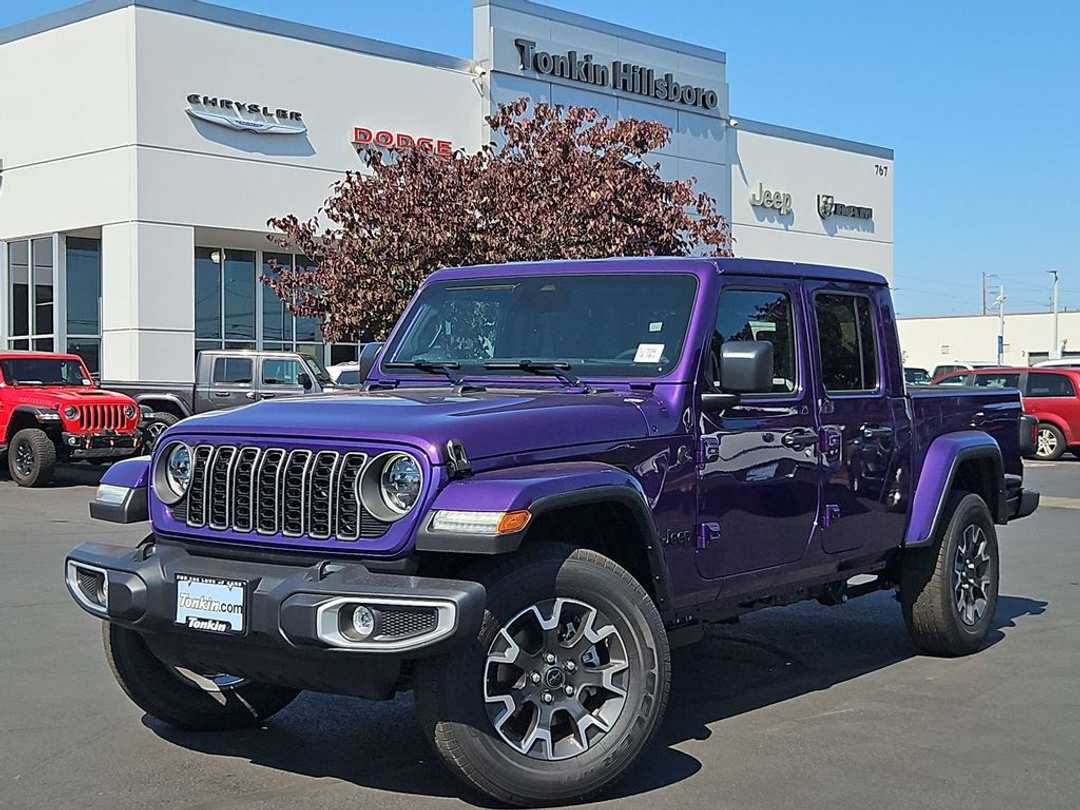 2026 Jeep Gladiator Sahara - Image 2