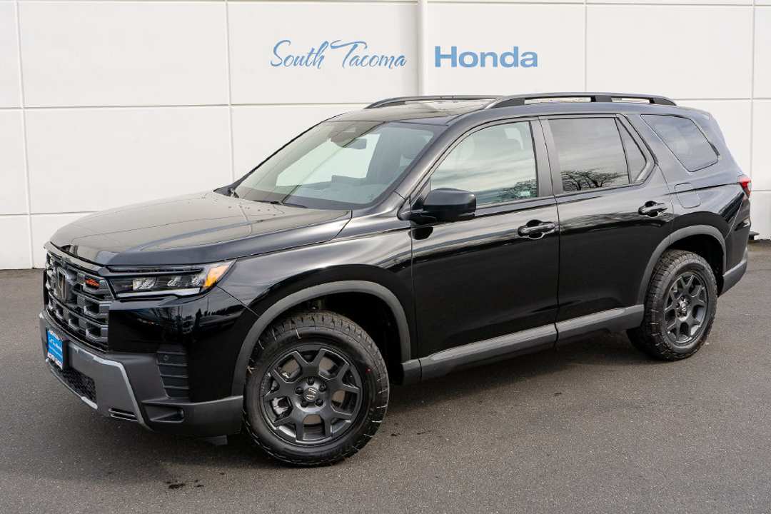 2026 Honda Pilot TrailSport - Image 2