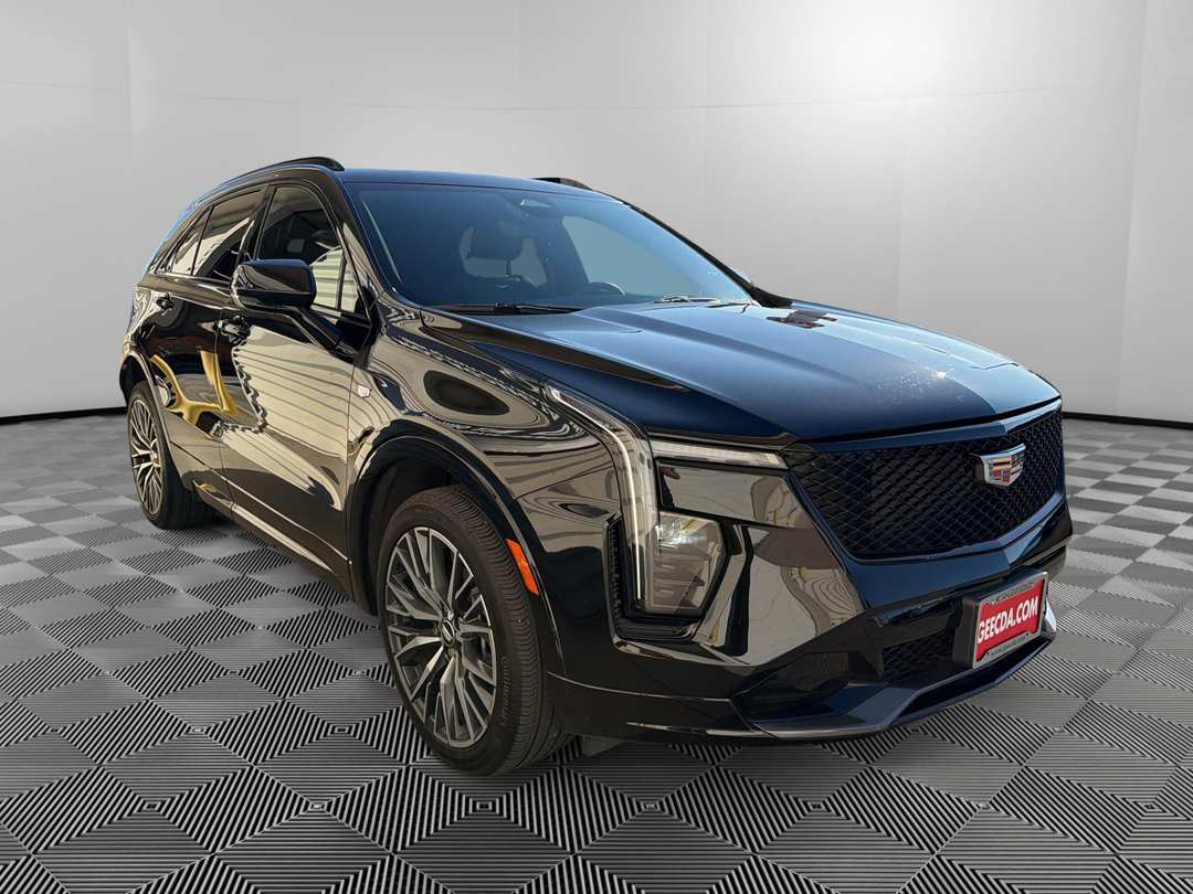 2024 Cadillac Xt4 Sport - Image 3
