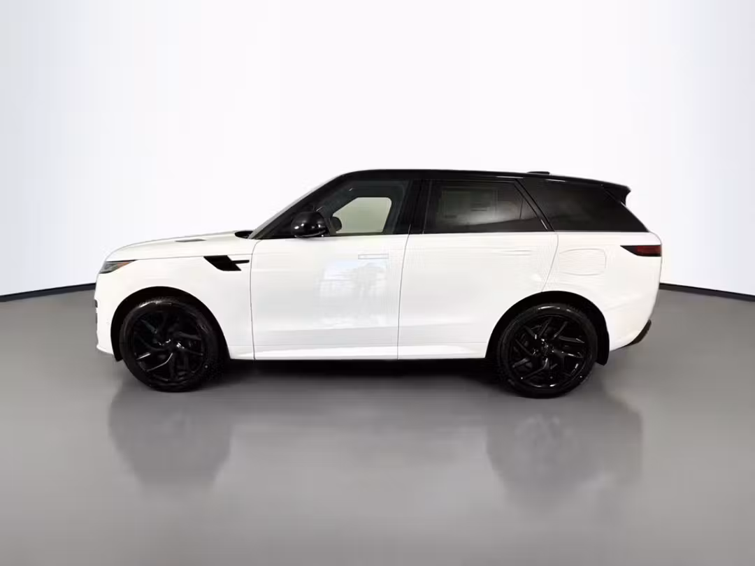 2026 Land Rover Range Rover Sport Plug-In Hybrid Dynamic SE - Image 2
