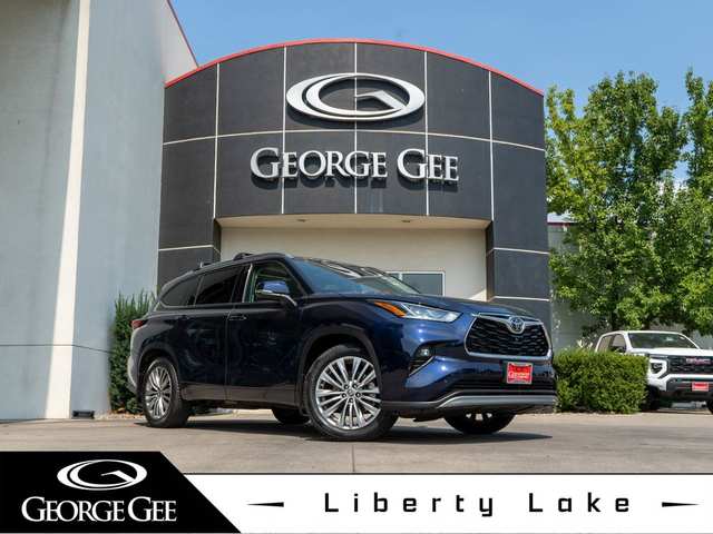 2022 Toyota Highlander Platinum
