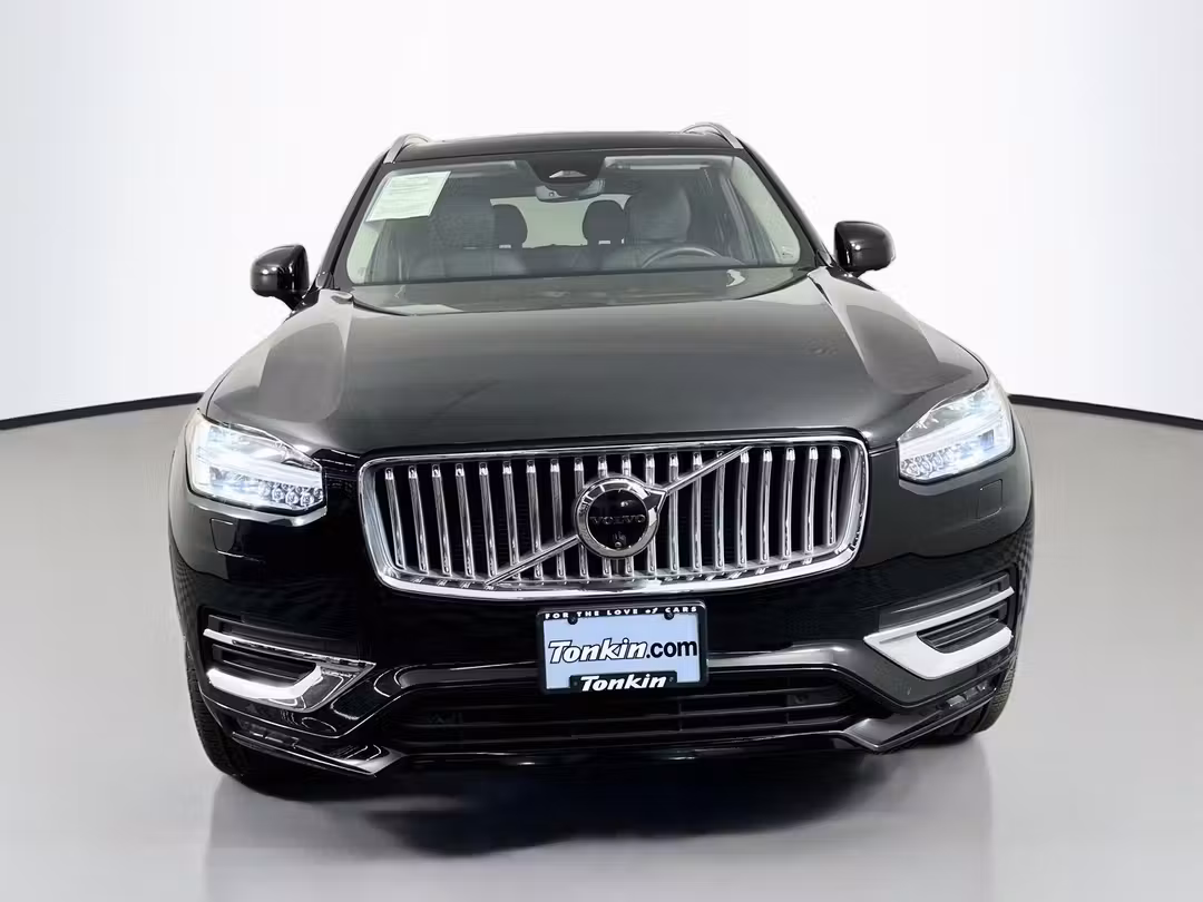 2025 Volvo Xc90 B6 Plus 7Seater - Image 2