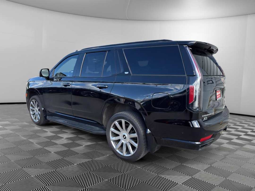 2021 Cadillac Escalade Sport - Image 3