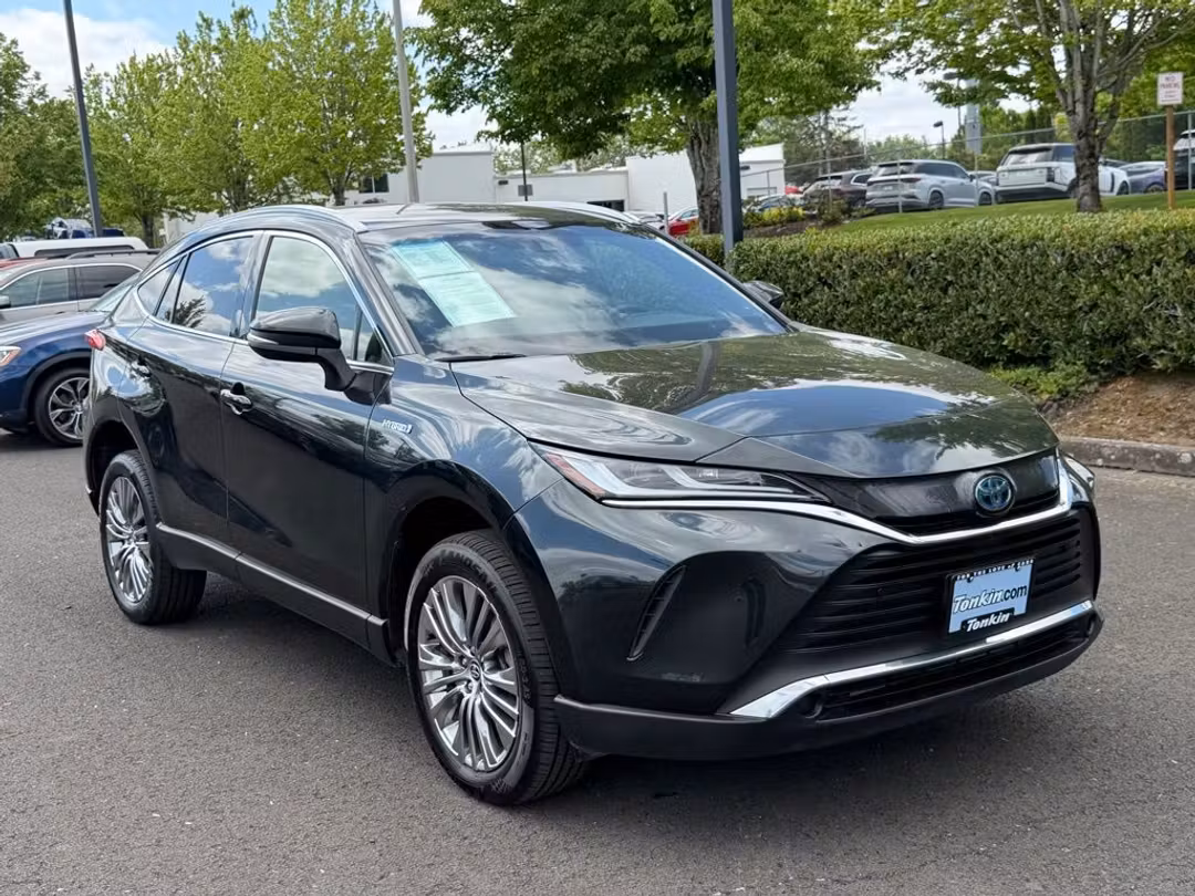 2021 Toyota Venza XLE - Image 2