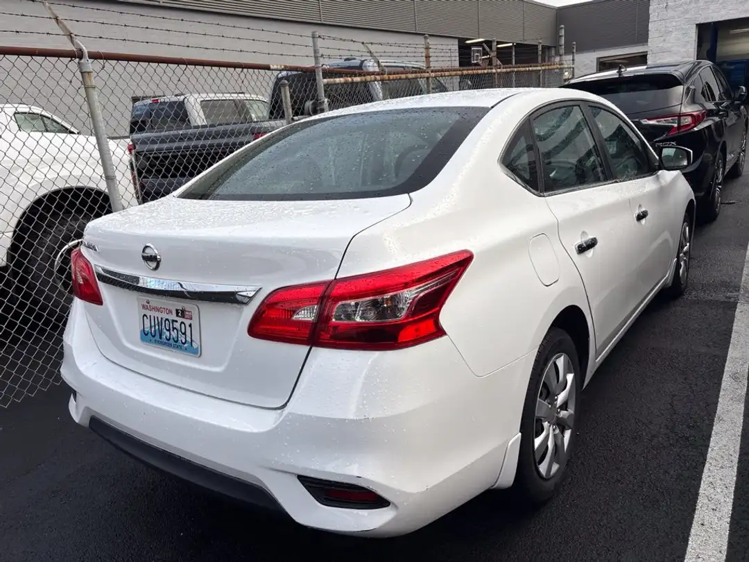 2017 Nissan Sentra S - Image 3