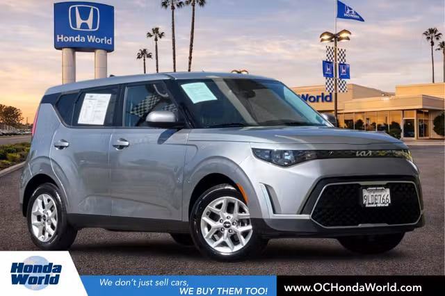 2024 Kia Soul LX