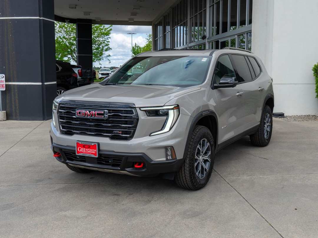 2026 GMC Acadia AT4 - Image 3