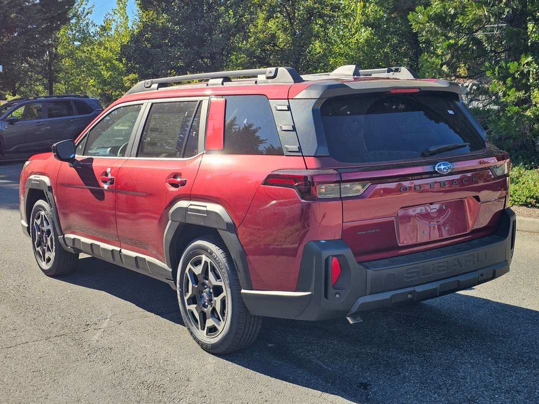 2026 Subaru Outback Touring - Image 3