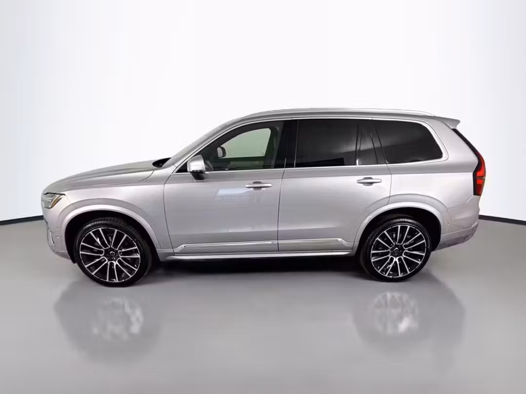 2027 Volvo Xc90 B6 Plus 7Seater - Image 2
