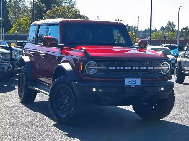 2026 Ford Bronco Outer Banks